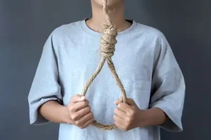 suicide risk warning signs